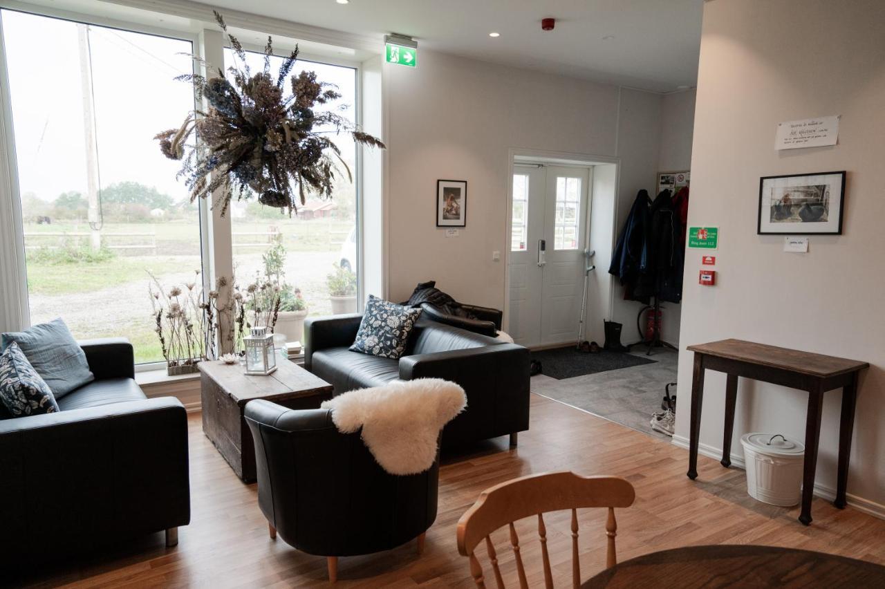 Oelands Yoga Studio & Islandshaestar, Stugor & Rum Mörbylånga 外观 照片