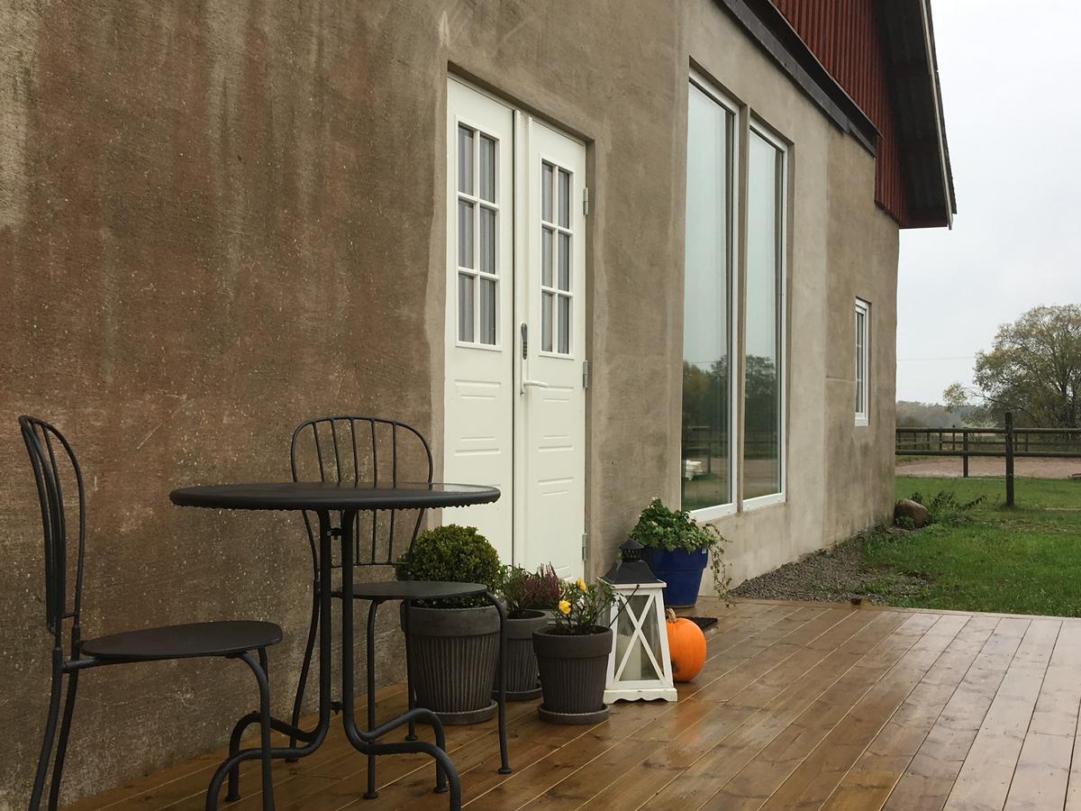 Oelands Yoga Studio & Islandshaestar, Stugor & Rum Mörbylånga 外观 照片